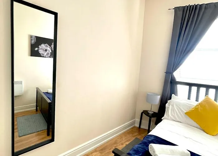 Central Dublin 1-Bedroom Retreat